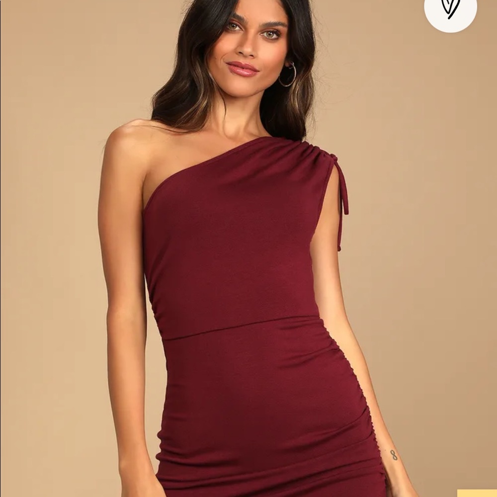 Lulus Burgundy Ruched OneShoulder Midi Dress Maroon Gem